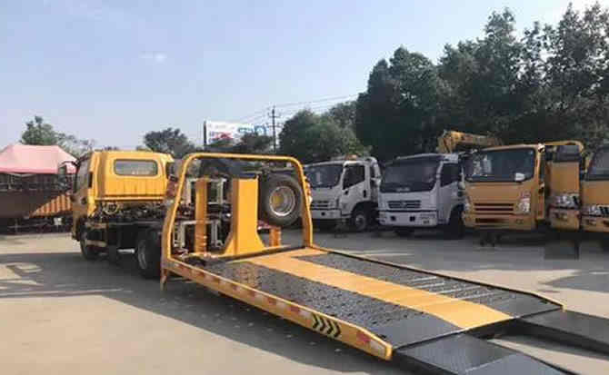 前郭汽车中途维修案例